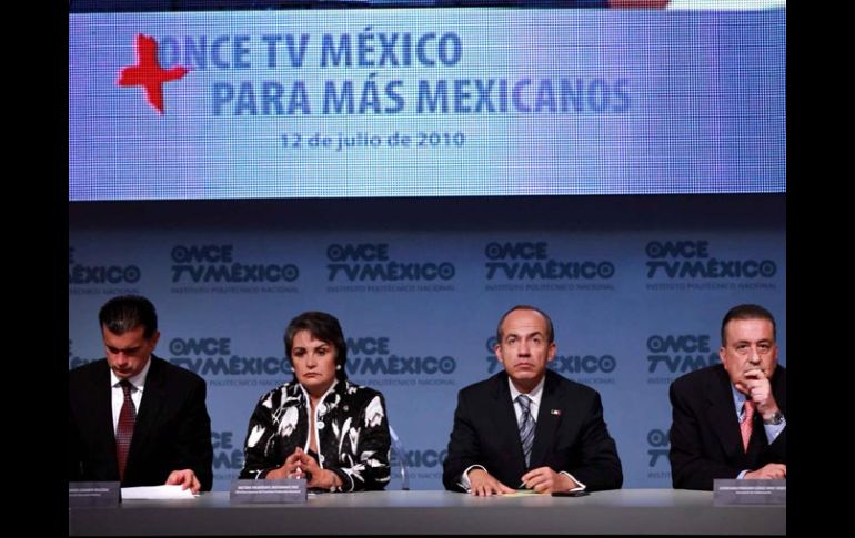 El Presidente Felipe Calderón anuncia la ampliación de cobertura de Once TV México a toda la República. EL UNIVERSAL  /