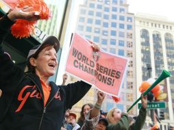Los aficionados del equipos salieron a festejar a las calles de la ciudad de San Francisco. AFP  /