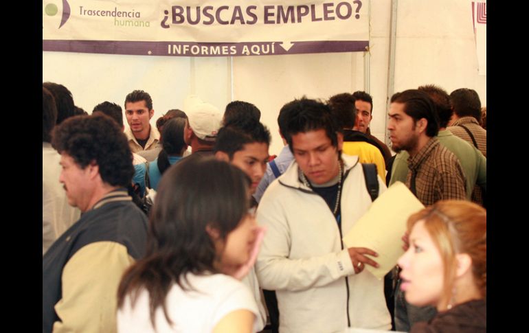 Cada centro solicita alrededor de mil personas para trabajar fuera de Jalisco. ARCHIVO  /