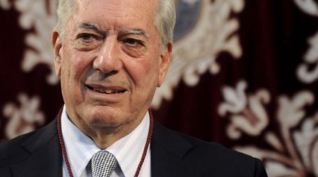 Vargas Llosa tenía previsto asistir a la FIL, de la que es asiduo participante pero por compromisos adquiridos no pudo estar. EFE  /
