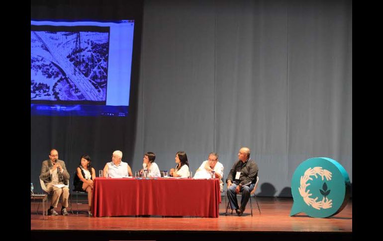 La ponencia se presentó en la conferencia: Ciudadanos Pro Movilidad Sustentable.A. CAMACHO  /