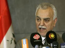 El vicepresidente de Iraq, Tarek al Hashemi, enfrentado a una orden de arresto. REUTERS  /