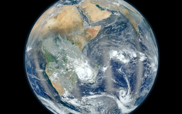 Retrato de la Tierra tomado a 12 mil 742 kilómetros sobre su superficie. NASA  /