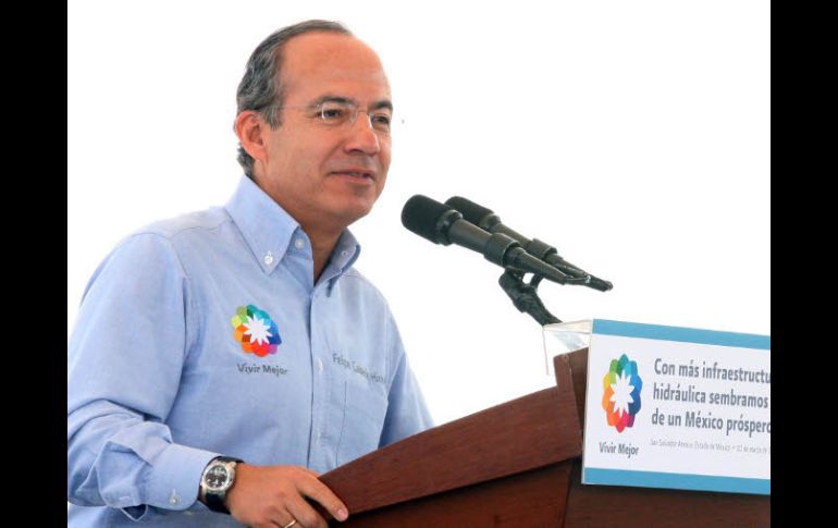 El Presiente Felipe Calderón insistió en que el Plan Hídrico será un legado para la gente de Tabasco. NTX  /