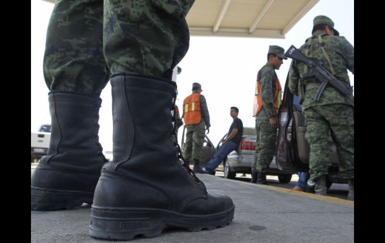 Los militares repelieron la agresión cerca del rancho ''San Pablo'', sobre la carretera Monterrey-Nuevo Laredo. ARCHIVO  /