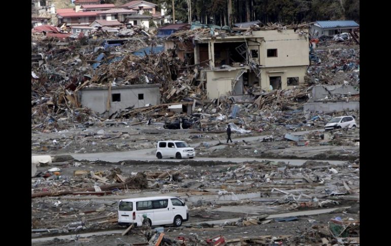 Twitter permitió el rescate de algunas víctimas en la zona arrasada en tsunami del 2011 en Japón. ARCHIVO  /