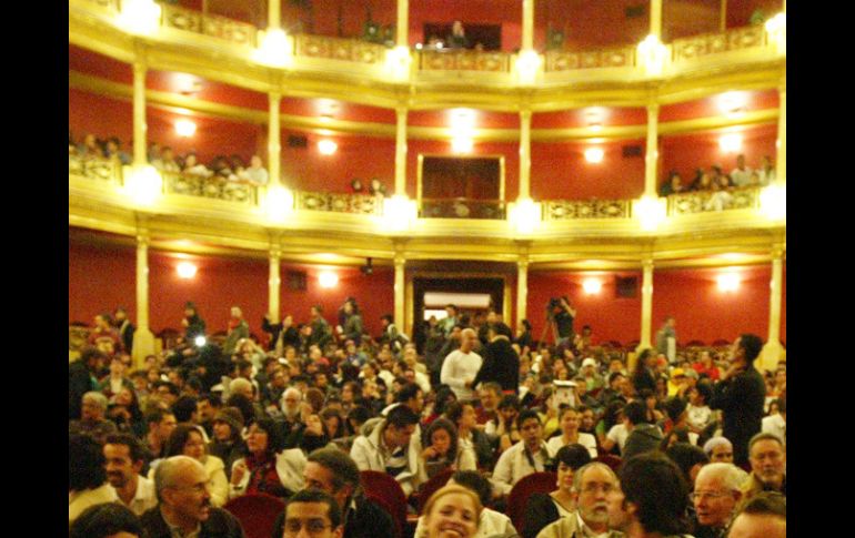 La puesta en escena innovó en la oferta artística y teatral del fin de semana en Mérida. ARCHIVO  /