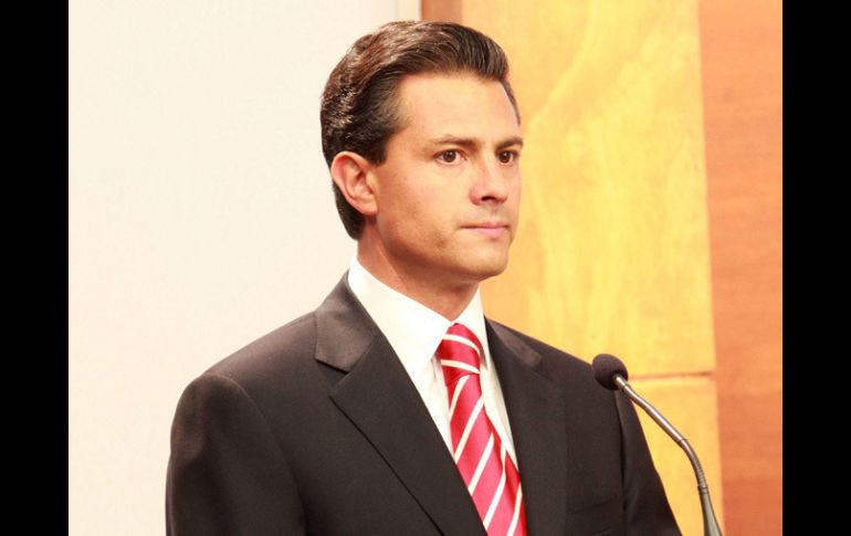 Ayer se rompieron varios mitos, afirmó Peña Nieto. EFE  /