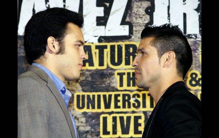 Chávez Jr. y Martínez empezaron con la promoción de su pelea. AP  /