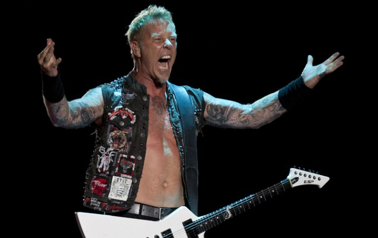Metallica cumplió su promesa de presentar un espectáculo inolvidable para sus fans. AP  /