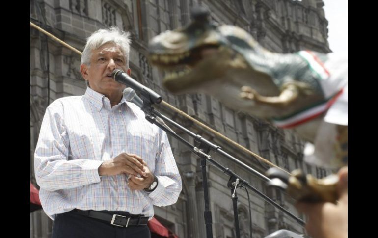 Monreal acompañó a López Obrador en la presentación del Plan Nacional de la Defensa de la Democracia y la Dignidad de México. NTX  /