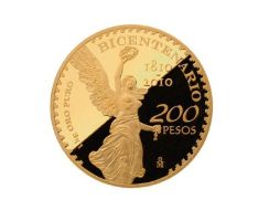 La moneda tiene un diámetro de 90 milímetros y en el canto de su contorno tiene la inscripción 'Independencia y Libertad'. EFE  /