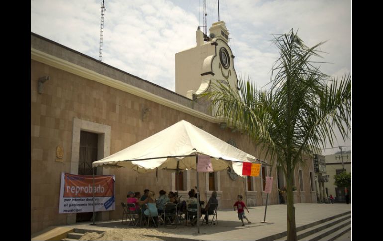 La nueva biblioteca tendrá lugar en el antiguo edificio de la Presidencia Municipal de Tlajomulco. ARCHIVO  /