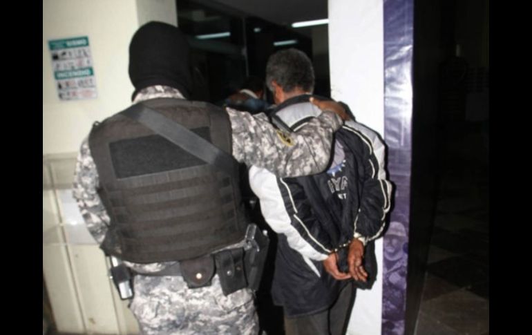 Los detenidos y lo asegurado fueron puestos a disposición de las autoridades correspondientes. ARCHIVO  /
