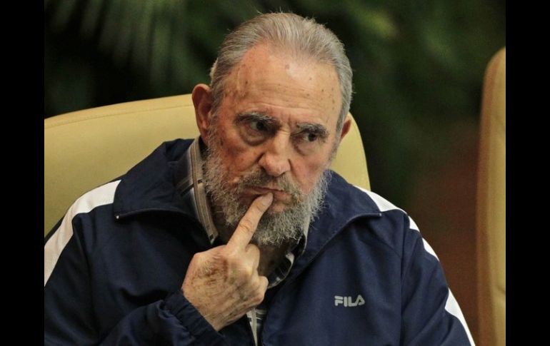 En Internet ya se difunde la ''noticia'', citando fuentes anónimas, de que Castro sufre de una ''muerte encefálica''. ARCHIVO  /
