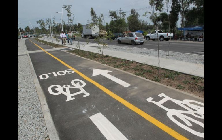 La iniciativa de ''bicicleta pública'' es a través de una empresa privada, la cual pretende construir más ciclovías. ARCHIVO  /