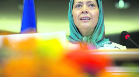 Activista. Maryam Rayaví dejó su país en 1982; es líder del Consejo Nacional de Resistencia de Irán. EFE  /