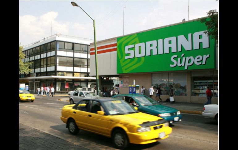 Soriana abrió el año pasado 52 tiendas para sumar en total alrededor de 609 unidades comerciales en cinco diferentes formatos. ARCHIVO /