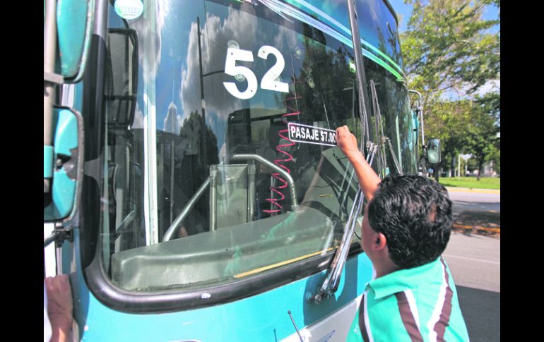 Detenida. El alza de la tarifa del transporte público a siete pesos no ha podido entrar en vigor por una suspensión. EL INFORMADOR /