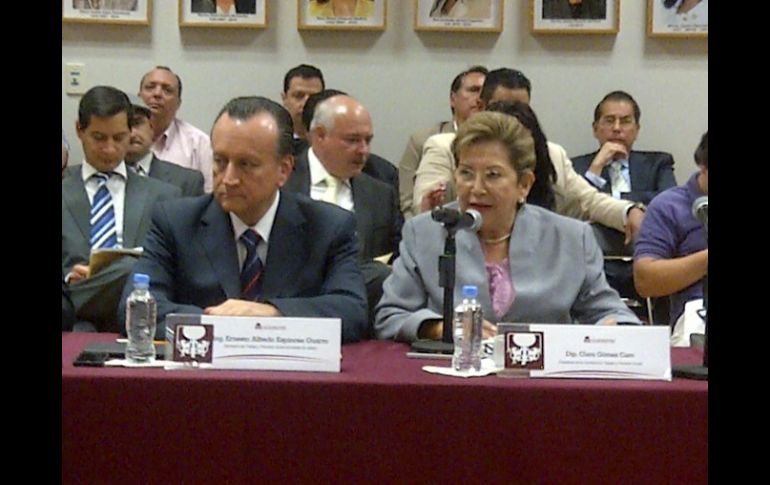 Los legisladores le piden al secretario Ernesto Espinosa Guarro que explique la situación de coyotes en la JLCA, entre otros temas.  /