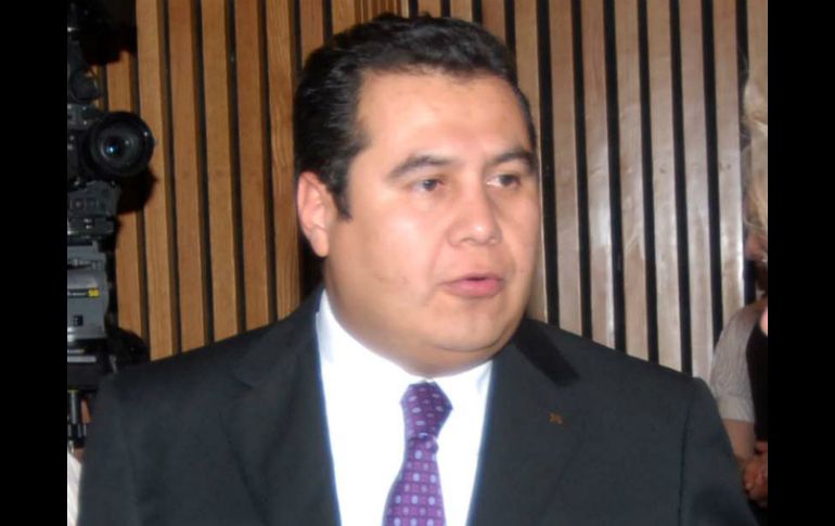 Alfredo Cristalinas es titular de la Unidad de Fiscalización de los Partidos Políticos del IFE. ARCHIVO /