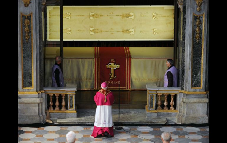La presentación actual coincidió con el Sábado Santo, cuando los católicos conmemoran el periodo entre la crucifixión de Cristo. AFP /