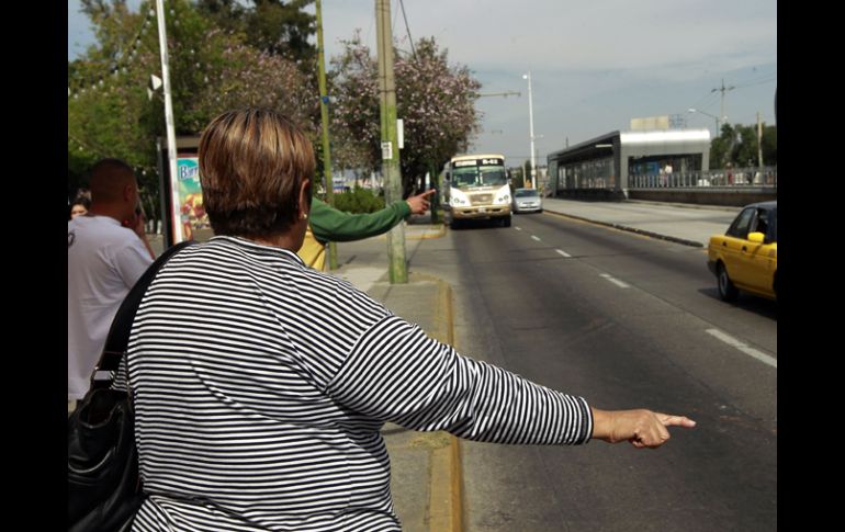 La consulta sobre el servicio de transporte público se realizará en diversos foros y en internet en: www.nuevomodelodetransporte.mx. ARCHIVO /