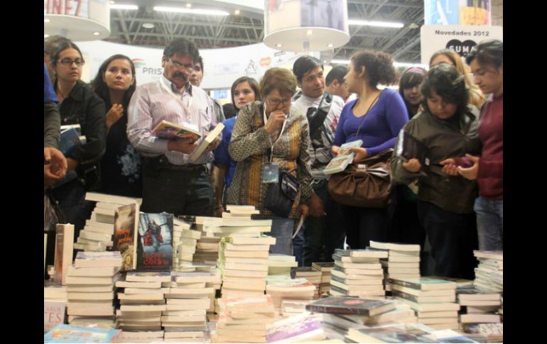 La feria del libro en español de Los Ángeles es una iniciativa respaldada por la Universidad de Guadalajara y la FIL. ARCHIVO /
