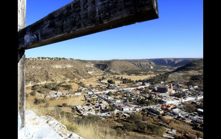 De aprobarse subir la cortina de la Presa El Zapotillo de 80 a 105 metros, el poblado de Temaca sería inundado. ARCHIVO /