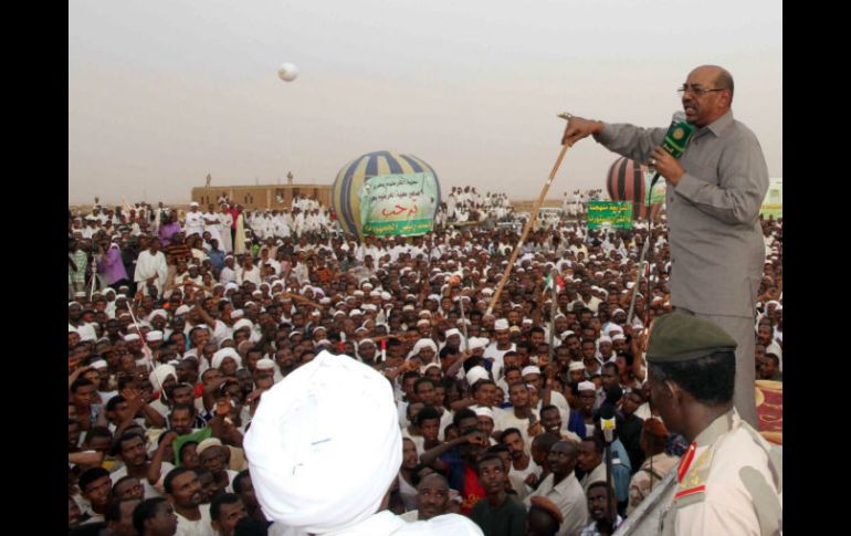 El presidente,  Omar Hasan al Bashir, durante un discurso. AFP /