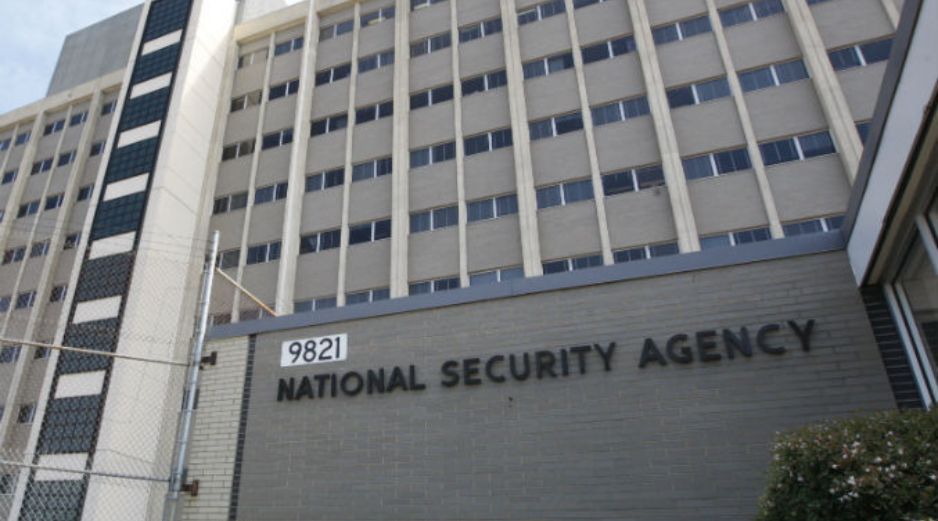 Los documentos del ex trabajador de la NSA apuntan que los servicios de inteligencia podían interceptar las comunicaciones. ARCHIVO /