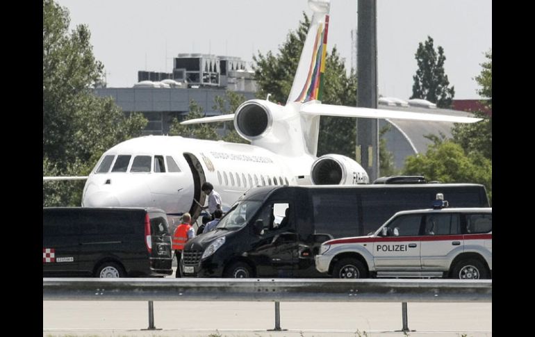 El avión de Evo Morales, estuvo detenido en Viena por las sospechas de tener a bordo al extécnico de la Cia Edward Snowden AFP /