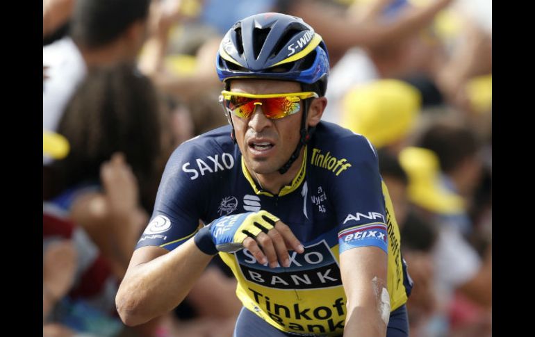 El ciclista español Alberto Contador recorrió una distancia de 228.5 km entre las localidades de Cagnes-sur-Mer y Marsella. EFE /