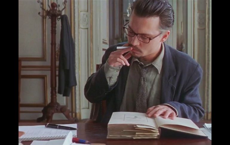 Depp ha tenido actuaciones brillantes, como el cínico Dean Corso en ''La novena puerta'' de Polanski. ARCHIVO /