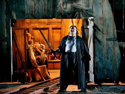 La música de Richard Wagner con escenarios trasladados a tiempos y situaciones actuales, crea polémica en Bayreuth. EFE /