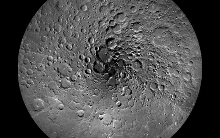 Foto tomada por el Orbitador de Reconocimiento Lunar lanzado por la NASA. ARCHIVO /