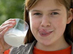 Los productos contaminados incluyen leche en polvo, bebidas para deportistas, de proteínas y otras. ARCHIVO /