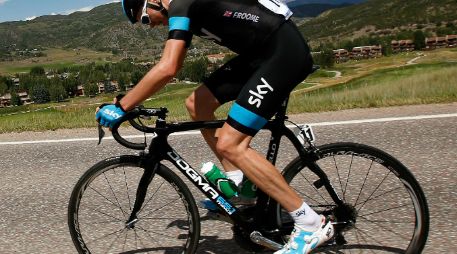 El campeón del Tour 2013, Chris Froome, fue señalado por doping. AFP /