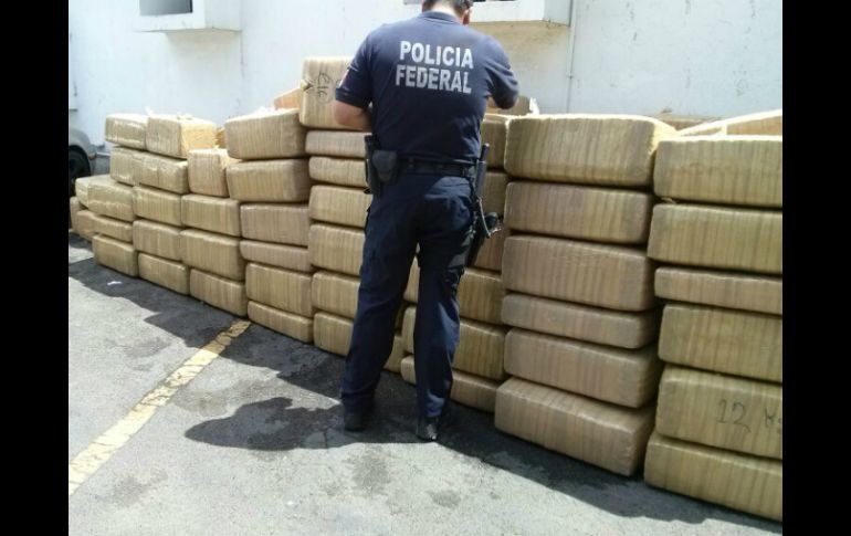 Encontraron 217 paquetes que contenían mariguana dentro del camión.  /