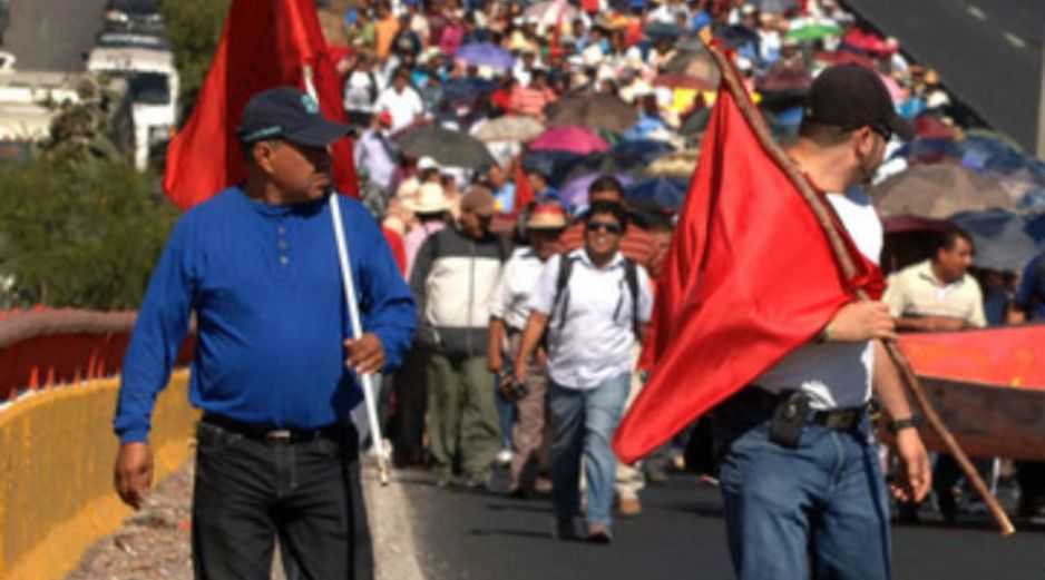 Las movilizaciones se dan en apoyo a los manifestantes de la CNTE en la Ciudad de México. ARCHIVO /
