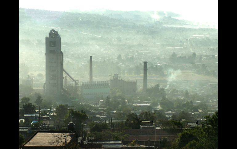 Contaminación artmosferica en Miravalle, Tlaquepaque. ARCHIVO /