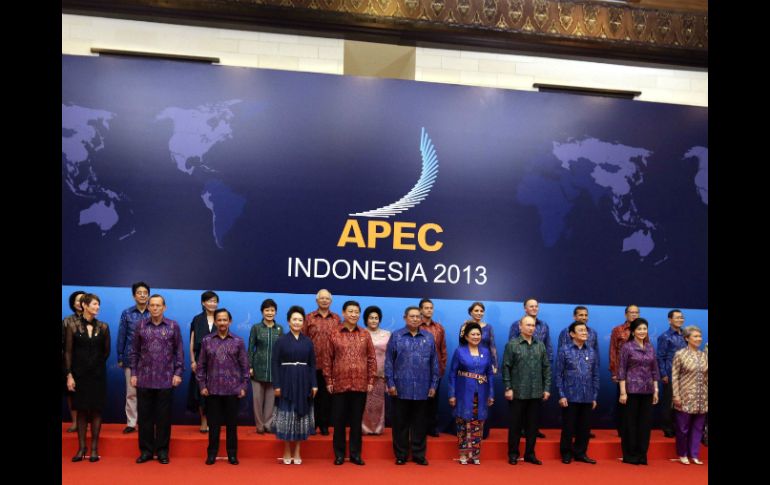 La foto oficial de los líderes en la reunión del Foro de Cooperación Económica Asia-Pacífico. EFE /