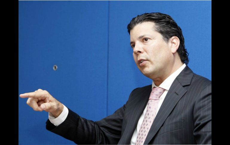 Juan Alonso Niño Cota dice que las empresas jaliscienses podrían cerrar el año con números negativos. ARCHIVO /