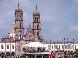 La Plaza Juan Pablo II lució repleta; Christopher Pierre, nuncio apostólico en México, encabezó la homilía.  /