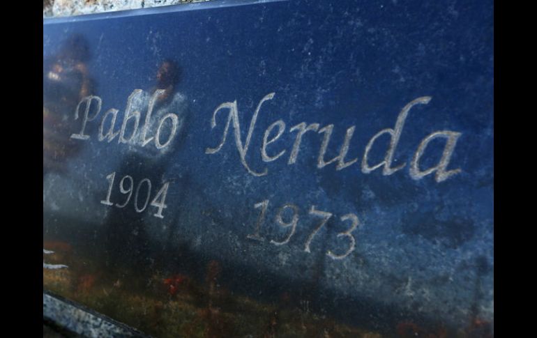 Oficialmente, la muerte de Neruda fue atribuida al cáncer de próstata que padecía, pero su asistente declaró que había sido envenenado. ARCHIVO /