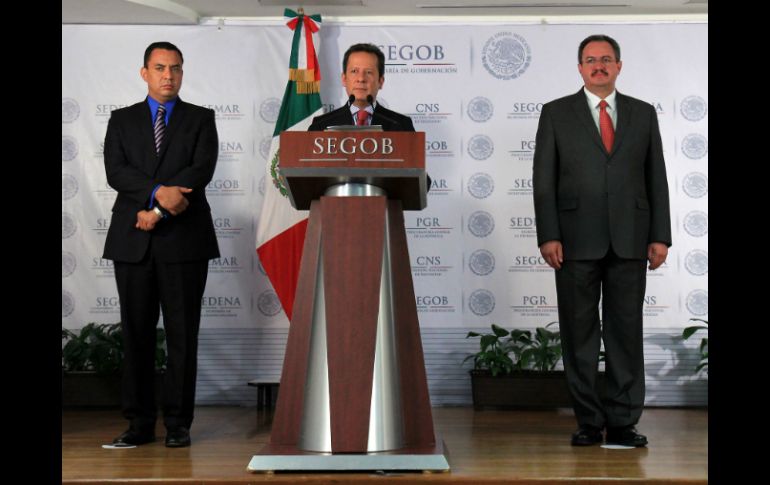 El anuncio del rescate de los secuestrados en Tamaulipas fue realizado por el vocero federal Eduardo Sánchez (C). NTX /