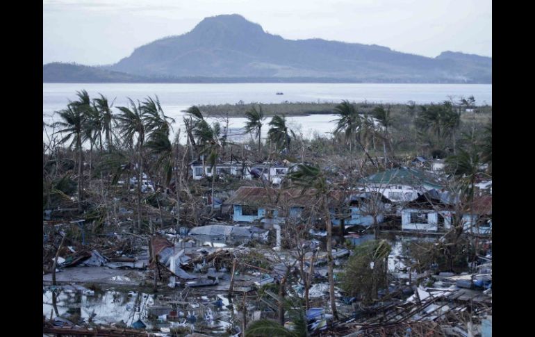 El tifón 'Haiyan' ha dejado una ola de devastación a su paso por Filipinas. EFE /