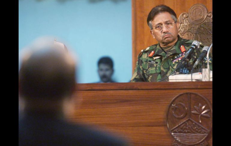 Musharraf dominó Pakistán más de una década desde que tomó el poder en el golpe militar de 1999. ARCHIVO /
