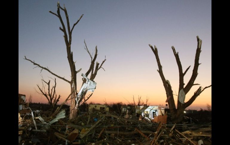 Los devastadores efectos de los tornados se han dejado sentir en los estados de Illinois (foto), Indiana, Michigan y Misuri. AFP /