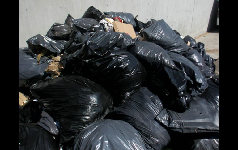 Este año se rebasó la cantidad de basura acumulada que el año pasado en una quinta parte. ARCHIVO /